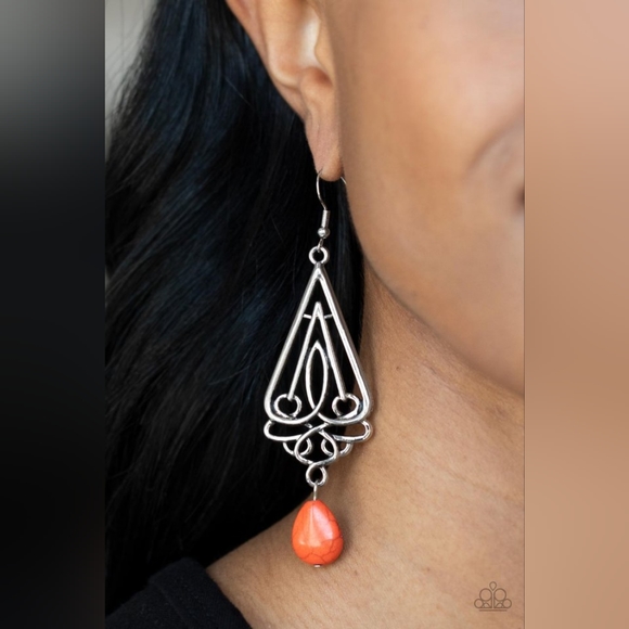 🔸️🧡'Transcendent Trendsetter' Orange Silver Fishhook Earrings Paparazzi🧡🔸️ - Picture 4 of 4